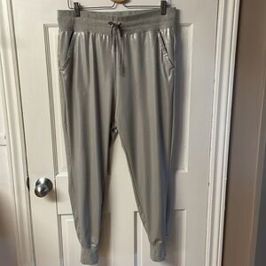 Lauren Ralph Lauren silver high rise metallic joggers women’s size L